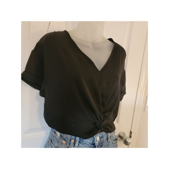 Beautiful Cropped Blouse V Neck Short Sleeve Size M - Picture 6 of 12